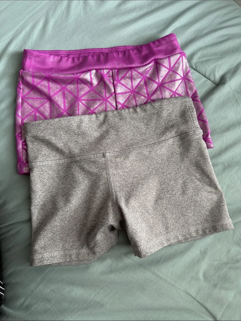 Old Navy Pink Geometric and Gray Women's Bike Shorts (2-Pack)